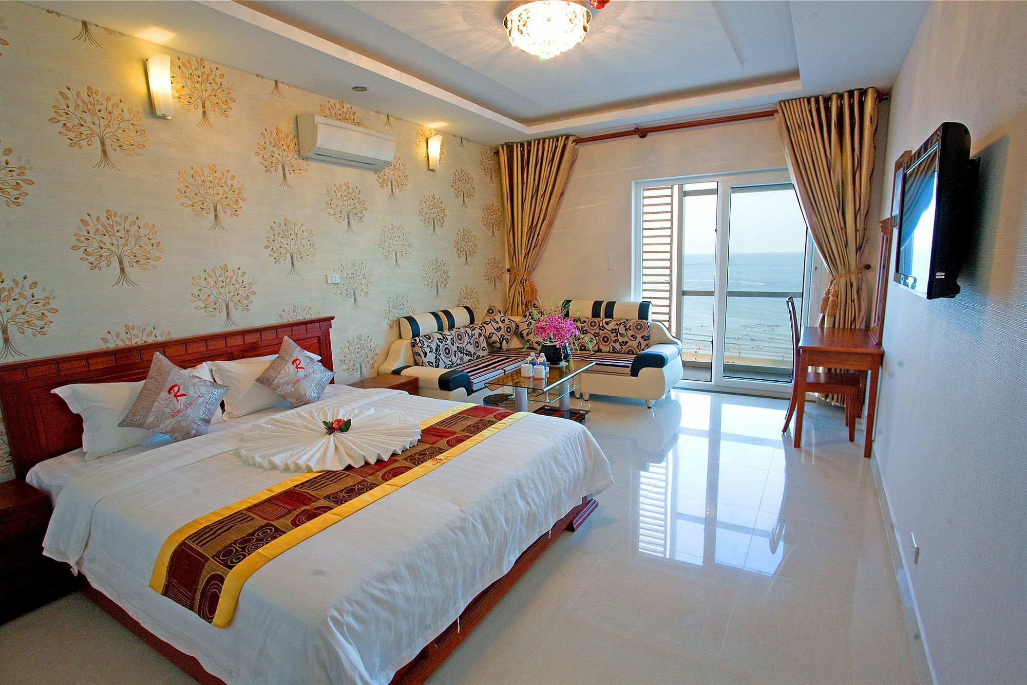 Romeliess Hotel Vung Tau Esterno foto